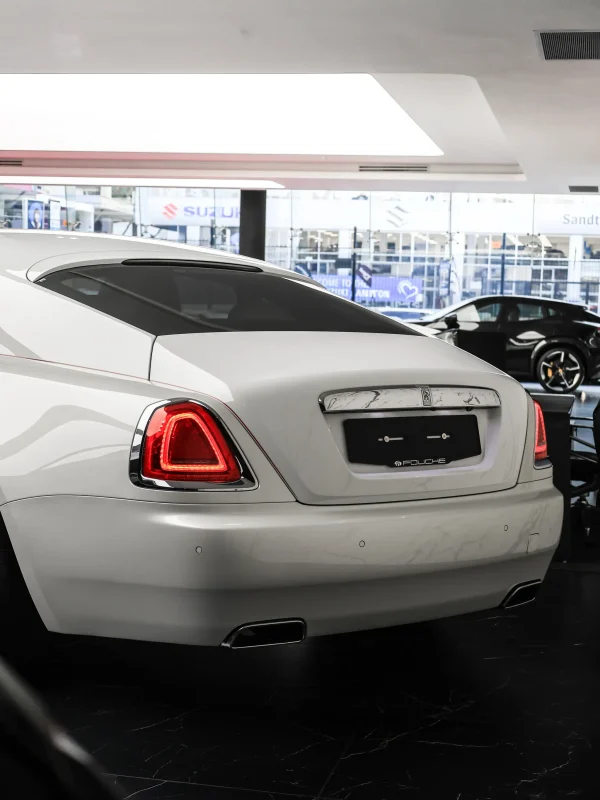 2016 Rolls-Royce Wraith, photograph 4