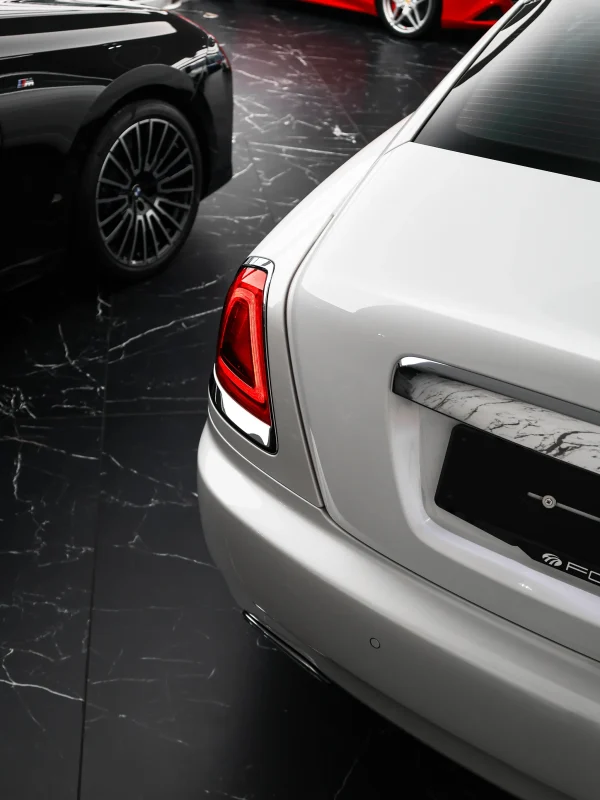 2016 Rolls-Royce Wraith, photograph 5