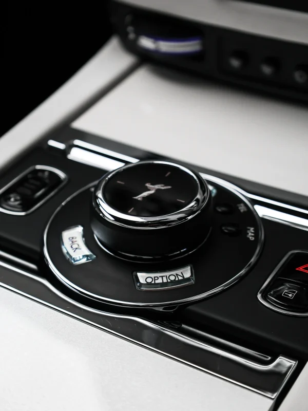 2016 Rolls-Royce Wraith, photograph 18